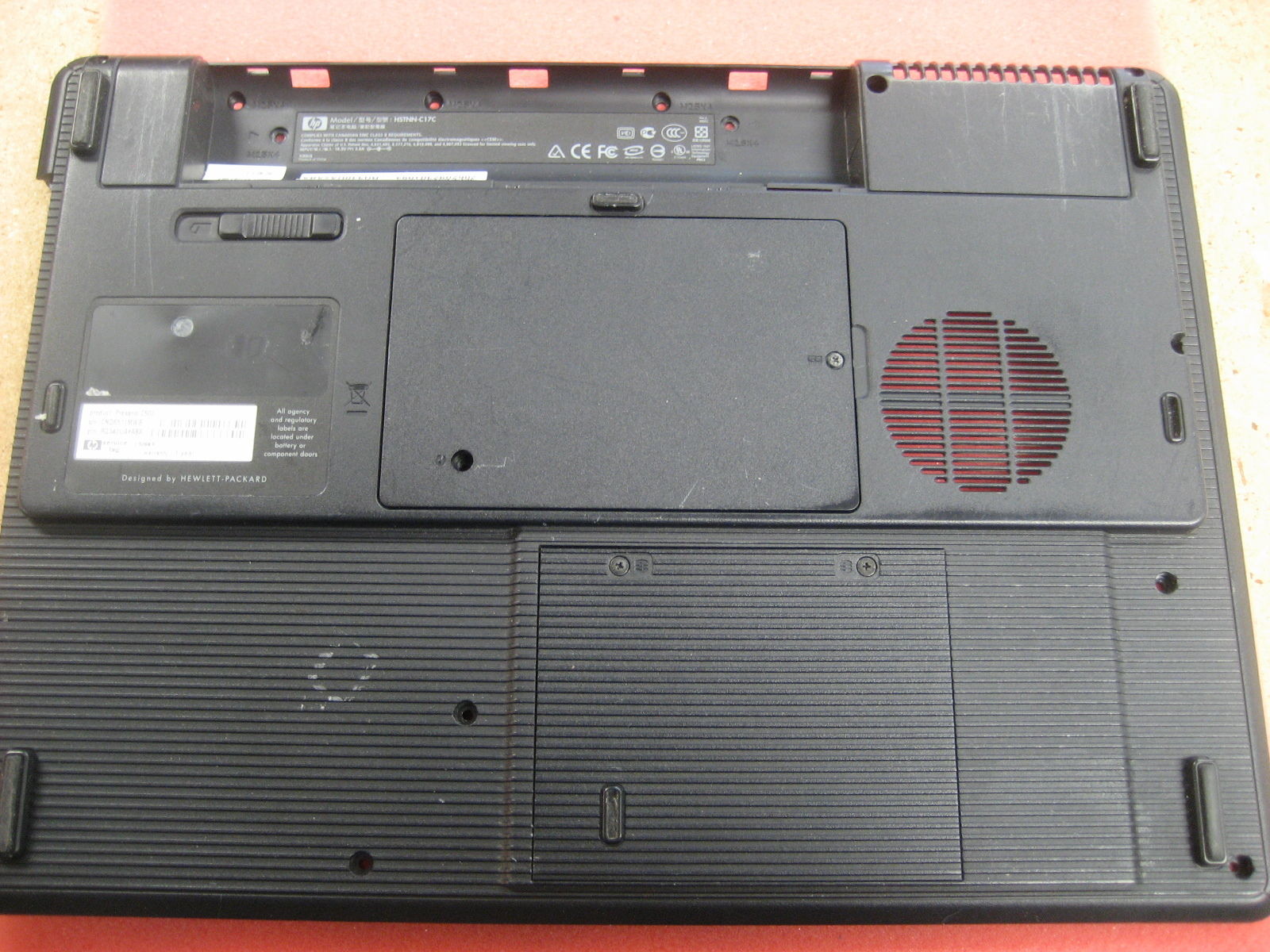 Compaq C500 Bottom Base Case with all Doors and Rubber Foot